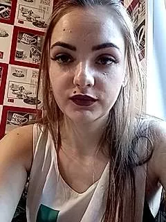 Masturbate to extreme hot Student cams with voluptious cleavage