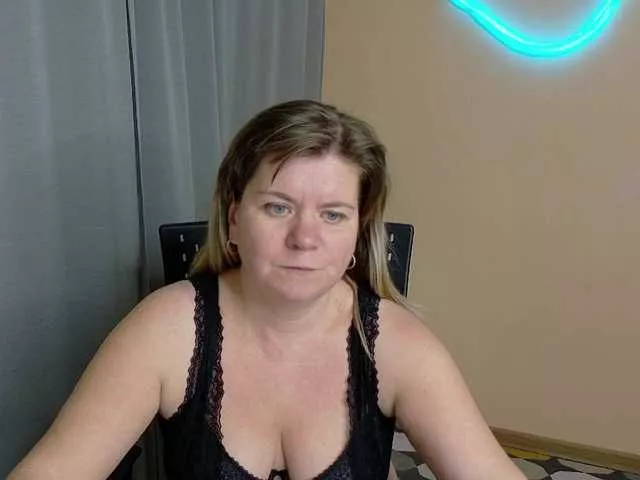 Chloe-Chloe from BongaCams is Freechat