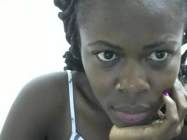 Ebonyrogan from BongaCams is Freechat