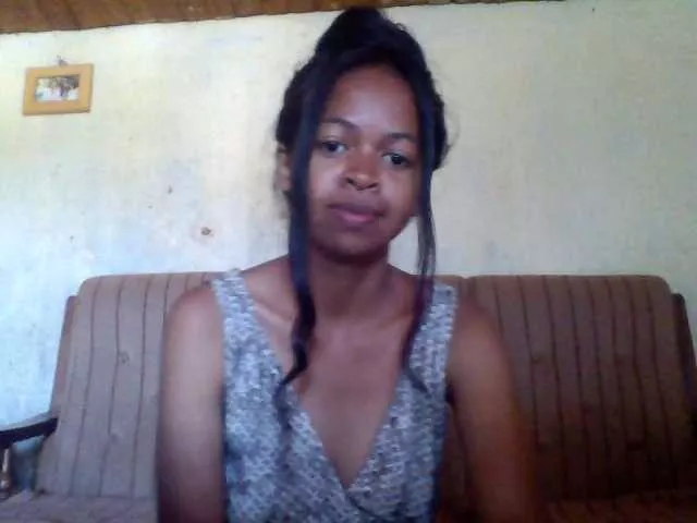 Mirannaahh from BongaCams is Freechat