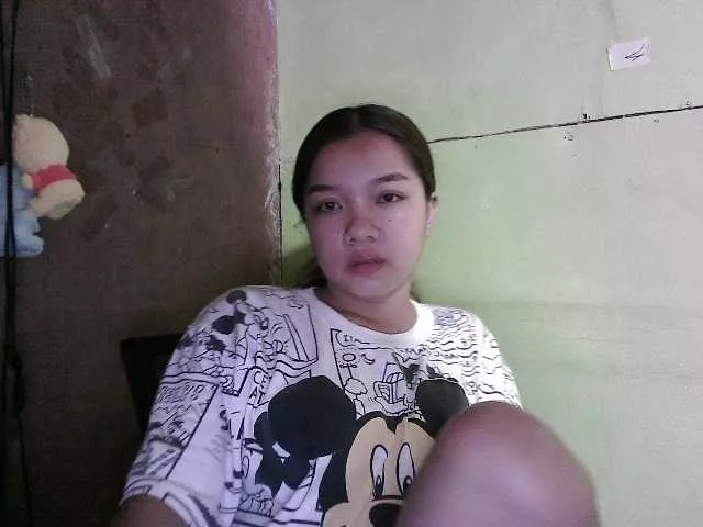 pinaysweet13 from BongaCams is Freechat