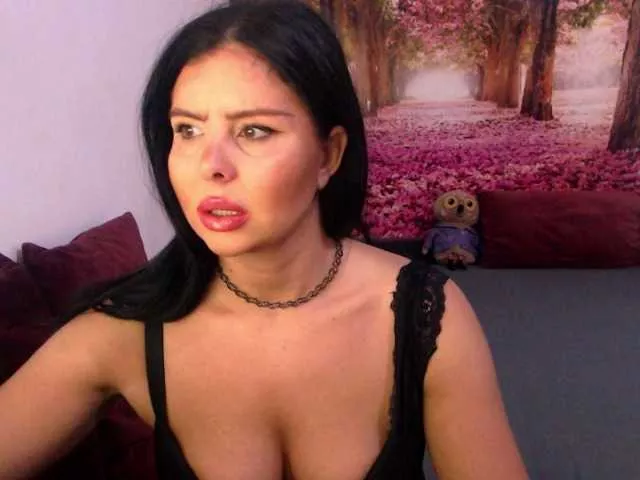 sofialiuba from BongaCams is Freechat