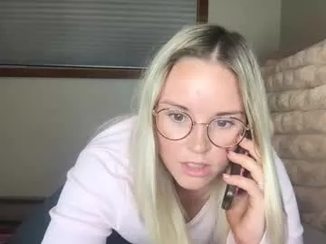 cuteemmalynn from Chaturbate is Freechat