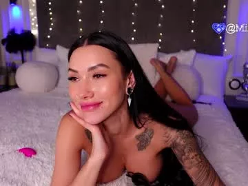 Masturbate to extreme sensual Fetish cams with mahoosive tits