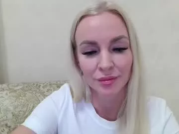 yourr_lana from Chaturbate is Freechat